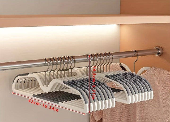 Rotating hook space-saving hangers (40 pcs) for easy garment access & efficient home storage.