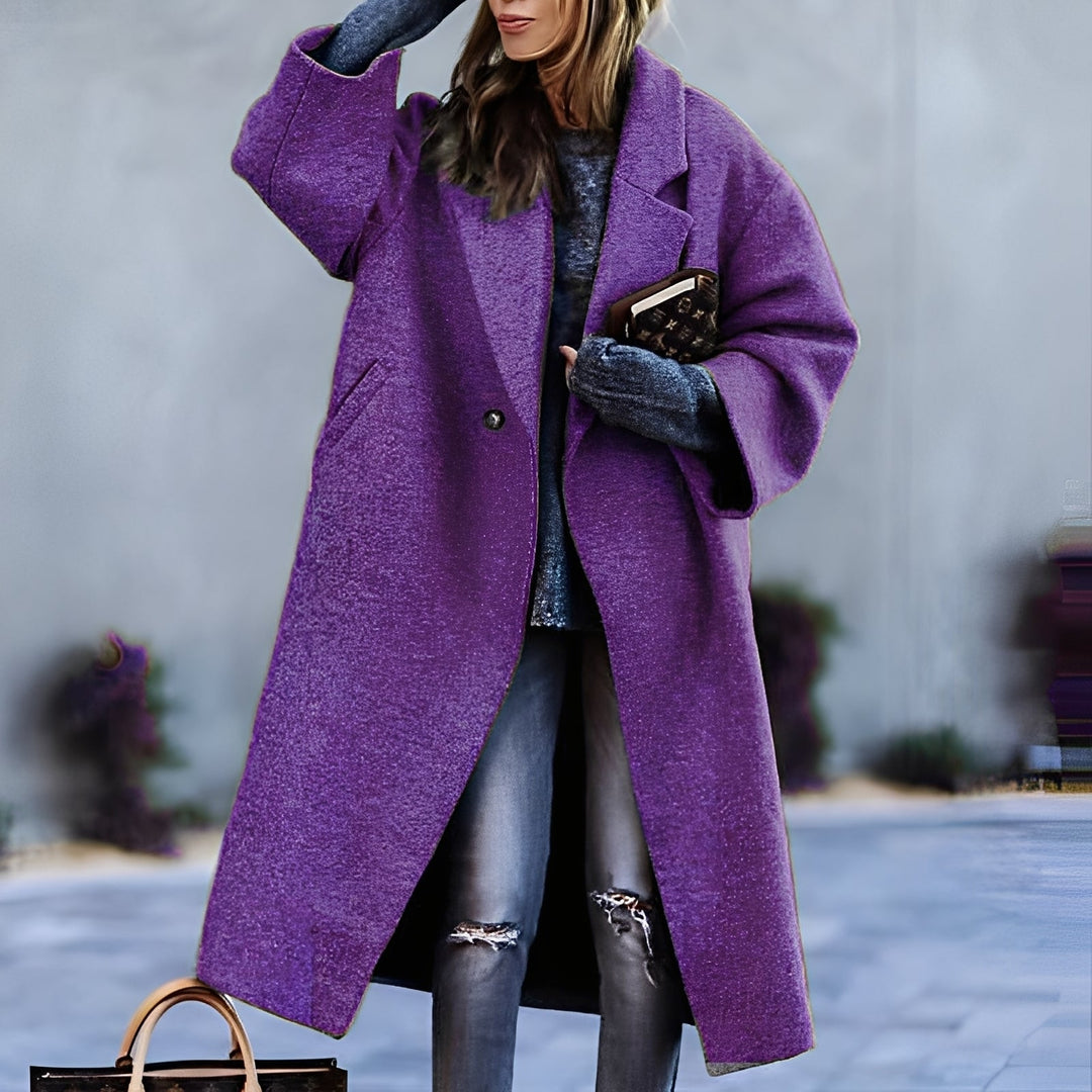 Elegant loose-fit trench coat for women, a versatile classic outerwear piece for any season.