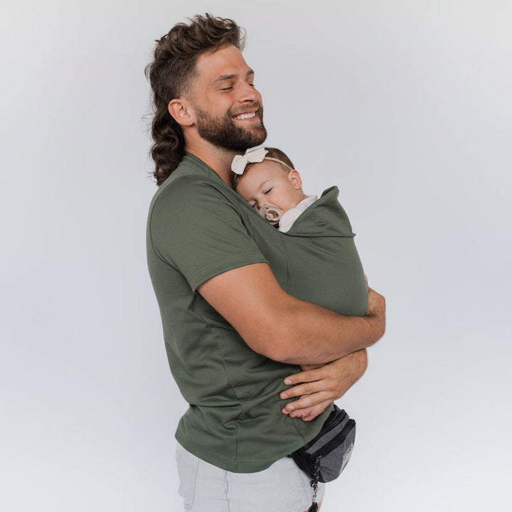 Practical gray unisex baby carrier shirt with secure pouch, offering casual hands-free babywearing.