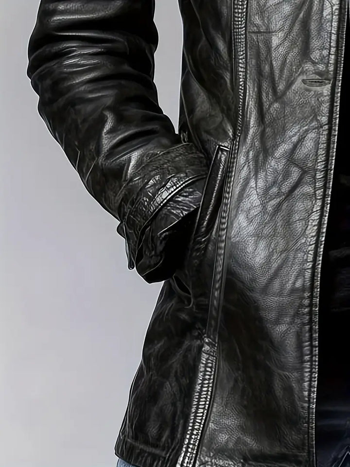Lightweight black women's fall jacket, perfect for daily wear. Offers versatile style & all-day comfort.