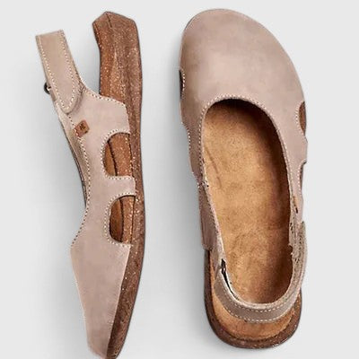 Blue comfort sandals for women, featuring arch support, adjustable straps & anti-slip sole for summer casual wear.