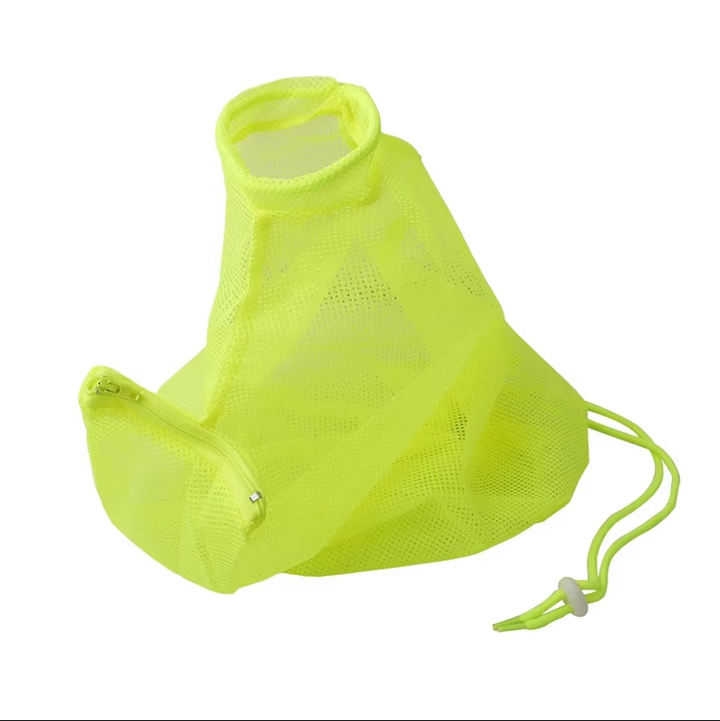 Comfortable Cat Restraint for grooming. Breathable mesh bag ensures stress-free bathing & nail clipping.