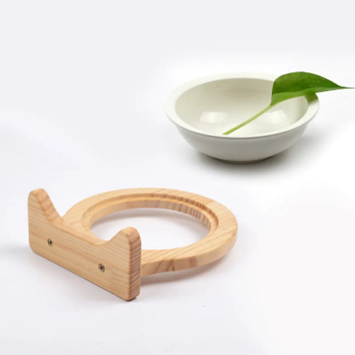 Wall-mounted wooden cat feeder. Elegant cloud frame design ensures an elevated, comfortable pet eating experience.