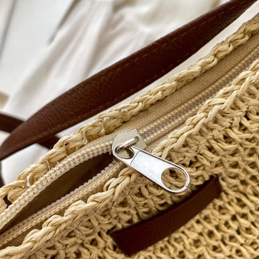 Chic fashion bohemian shoulder bag, a stylish and chic women's accessory.