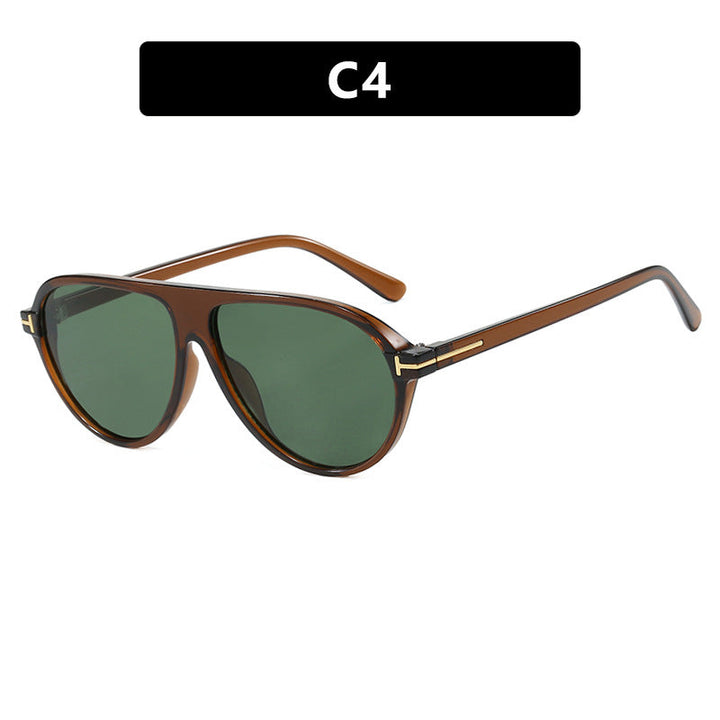 Fashionable women's oversized sunglasses, sleek metal frame design for a chic look. UV protective eyewear.