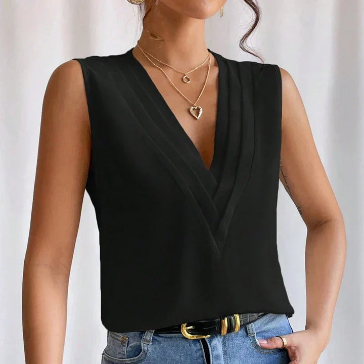 Elegant women's top with a chic Parisian design, model CHIC2024