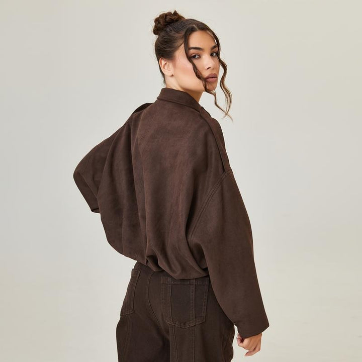 Chic und Stil women's vintage faux suede bomber jacket in brown, detailed view