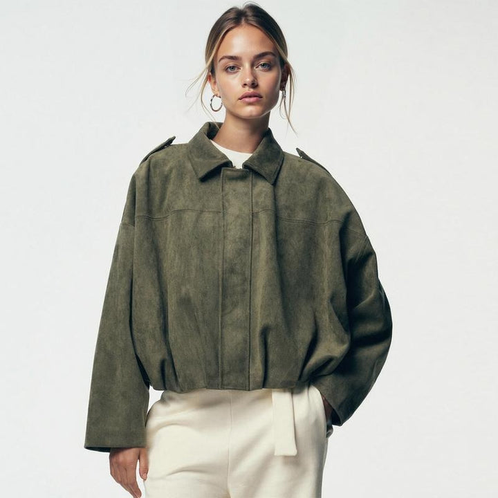 Fashionable women's outerwear: Chic und Stil vintage faux suede bomber jacket