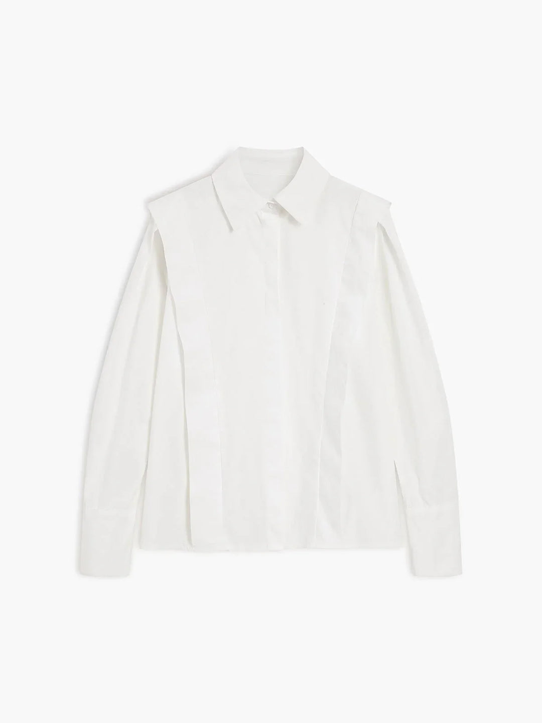 Relaxed fit women's white boxy button-down shirt, offering comfortable and chic everyday style.