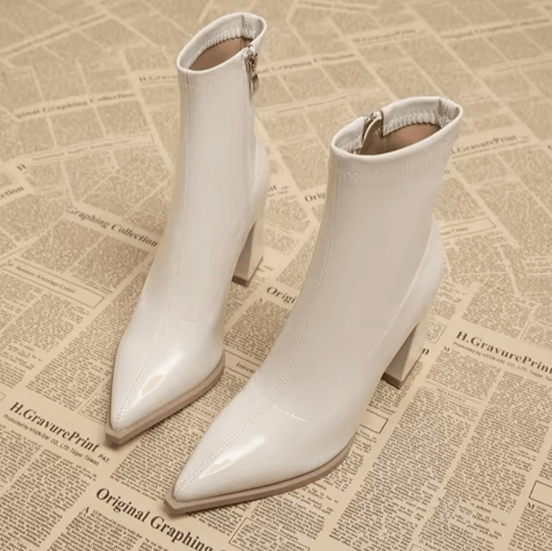 Chic women's ankle boots, perfect for versatile fashion. Stylish design & comfortable for everyday wear.