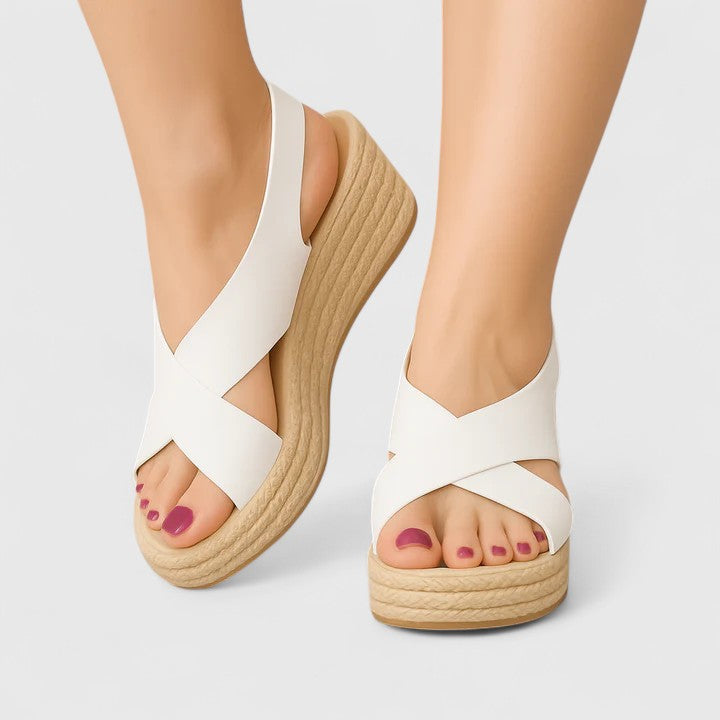 Comfortable women's orthopaedic sandals in chic, casual elegant style. Ideal summer walking shoes.