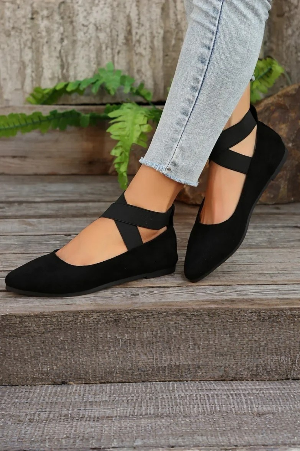 Easy slip-on women's pointed toe flats with an elegant ankle strap for secure, fashionable comfort.