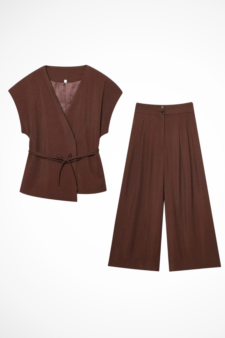 Women's casual chic two-piece: a sleeveless wrap top & wide leg trousers, ideal for versatile summer wear.