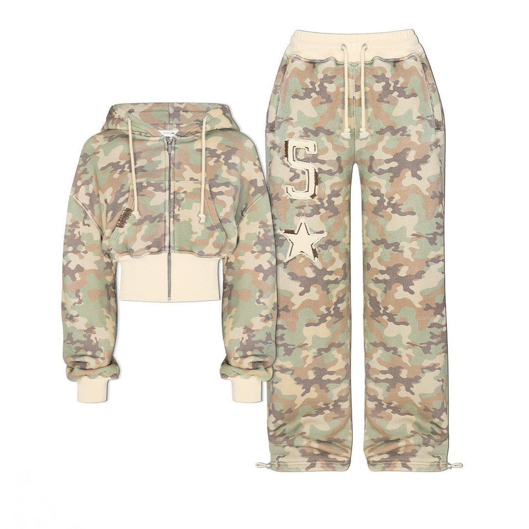 Stylish two-piece women's activewear set: a modern crop hoodie & matching jogging pants for comfort.
