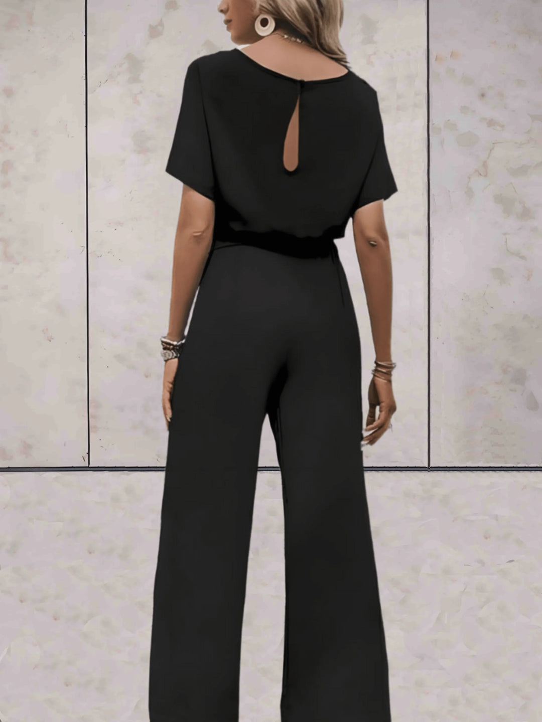 Elegant women's wide leg pants set, perfect for a sophisticated casual look or lounge wear.