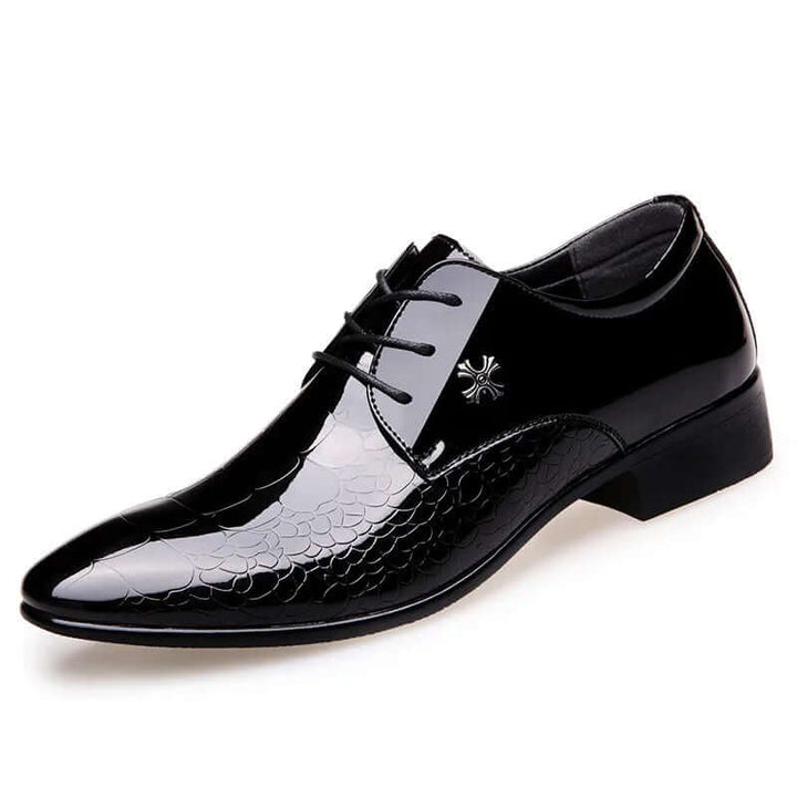 Premium men's black oxford shoes, featuring a classic design for formal business, wedding & office wear. Comfortable dress shoes.