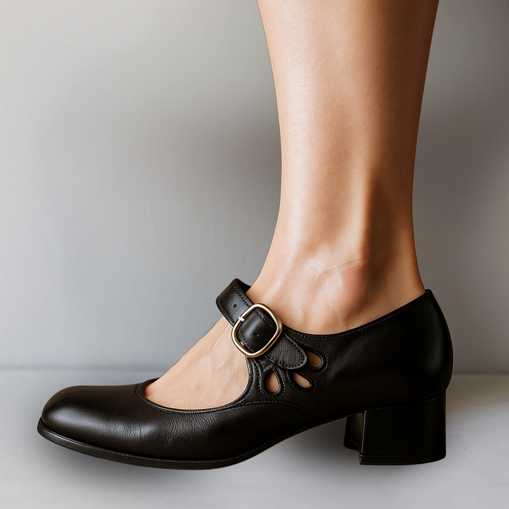 Vintage style Women's Mary Jane shoes, comfortable block heel, buckle strap. Available in black, brown, red & blue.