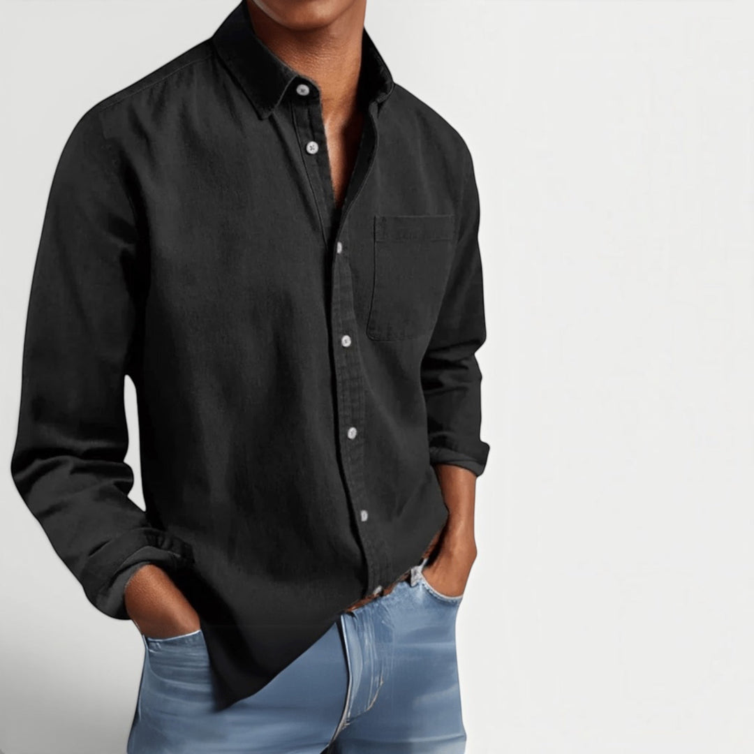 Breathable grey men's oxford shirt, a comfortable everyday button-down for various styles.