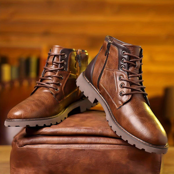 Professional black men's zipper boots. Sleek dress boots, ideal for versatile modern men's fashion.