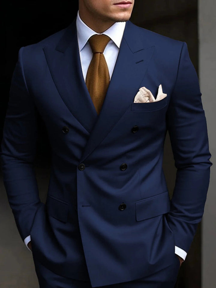 Wedding men's double-breasted suit, elegant 2-piece formal attire for groomsmen.