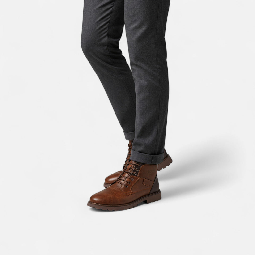 Stylish men's classic lace-up boots with sturdy eyelets, providing a secure fit and timeless aesthetic for any outfit.