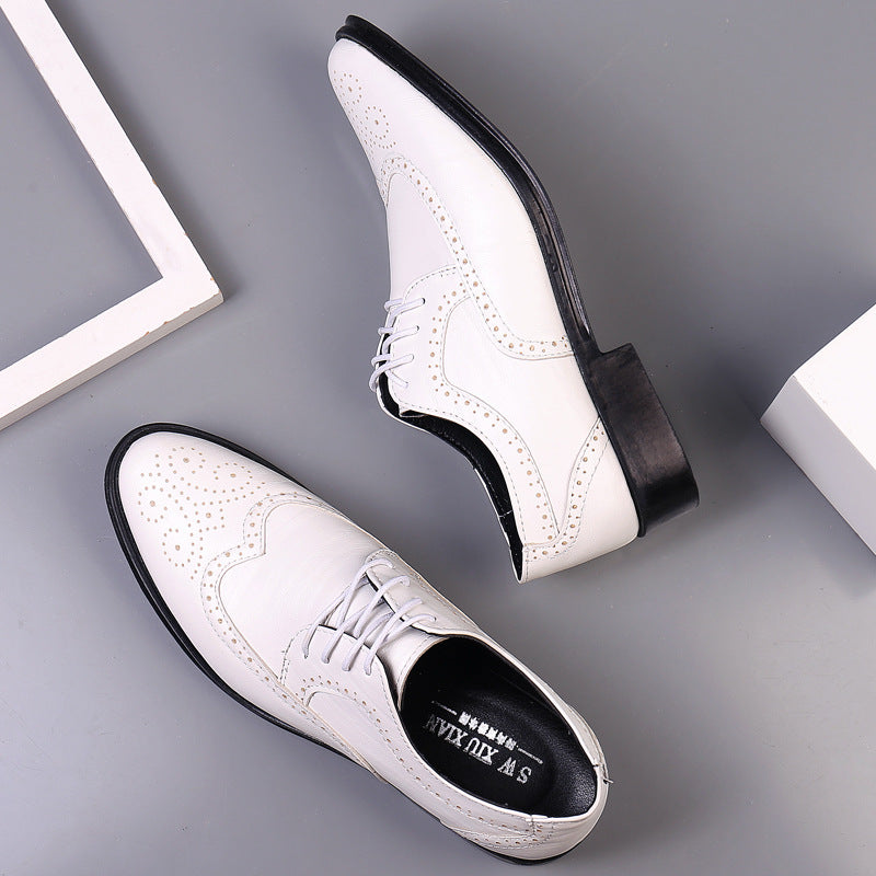 Classic men's Oxford brogue dress shoes for formal, business, or smart casual wear. Elegant wingtip footwear.