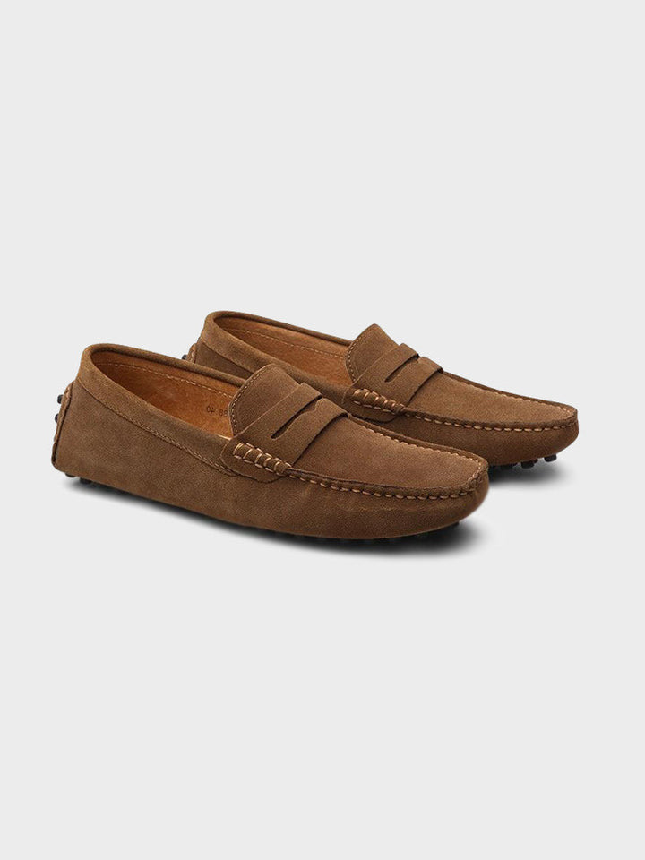 Versatile men's classic penny loafers, perfect slip-on shoes for both elegant formal wear & smart casual comfort.