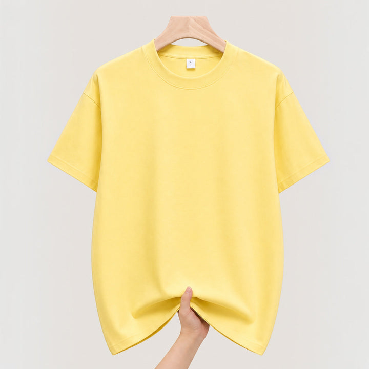 Relaxed men's short sleeve t-shirt, a breathable basic tee for comfortable casual wear.