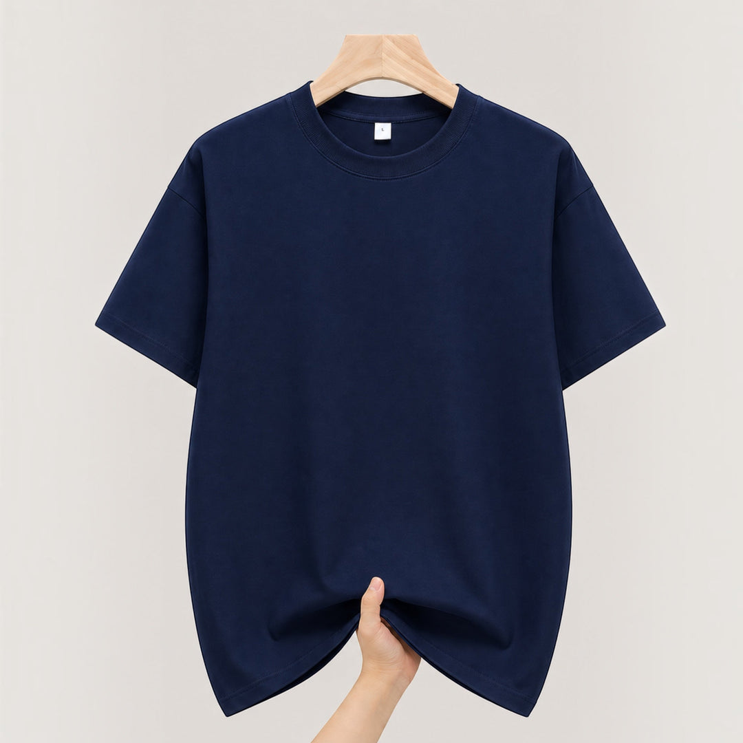 Grey men's short sleeve t-shirt, a versatile essential for everyday comfort and casual style.