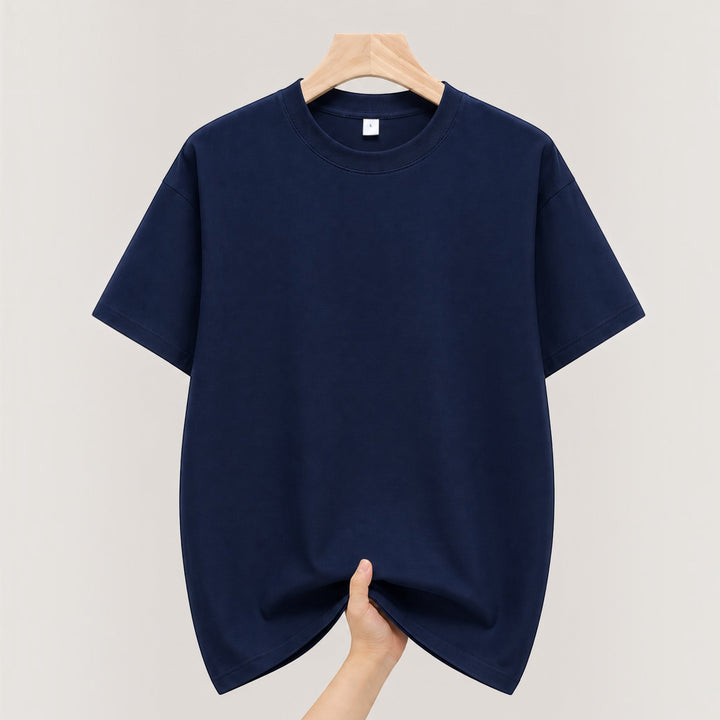 Grey men's short sleeve t-shirt, a versatile essential for everyday comfort and casual style.