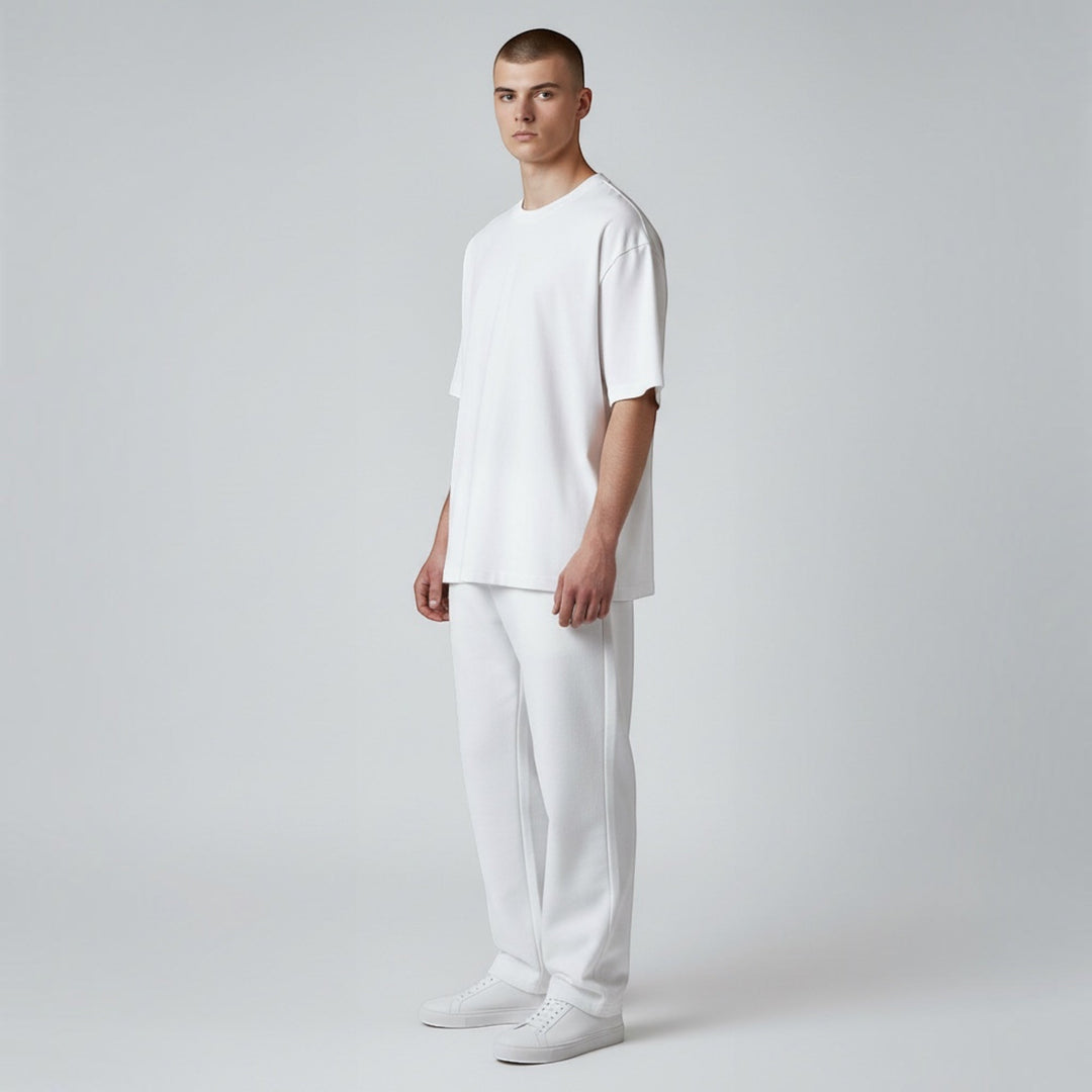 Stylish men's short sleeve t-shirt, a casual basic tee for ultimate everyday comfort.