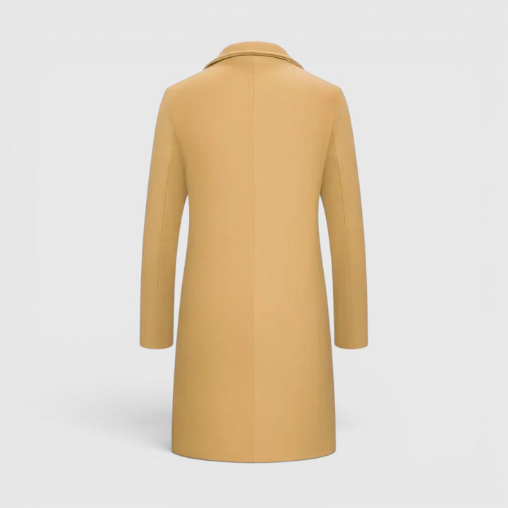 Casual men's single-breasted long overcoat, comfortable for everyday winter wear.