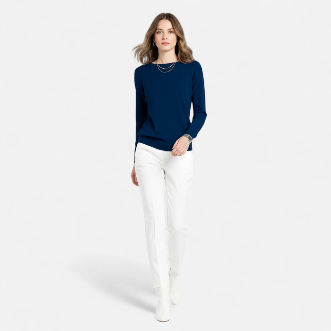 Timeless round-neck pullover for women, a versatile and comfortable wardrobe staple.