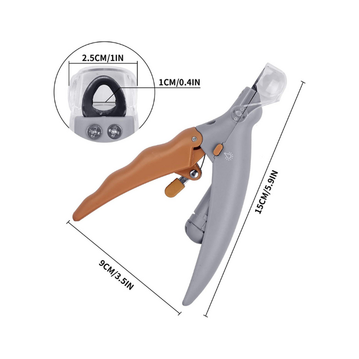 Safe pet nail trimming tool: LED light illuminates nails for precise cat & dog grooming.