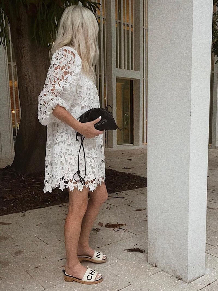 Sophisticated ladies' woven shoulder bag, perfect for adding a chic touch to any outfit.