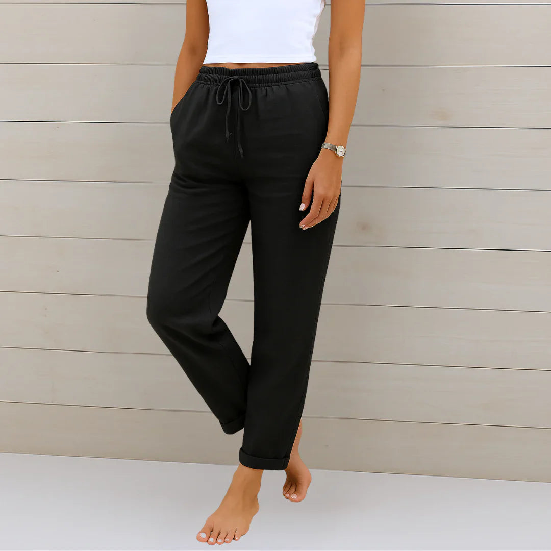 Regular fit women's stretch trousers. Comfortable & lightweight pants for versatile spring/summer casual style.