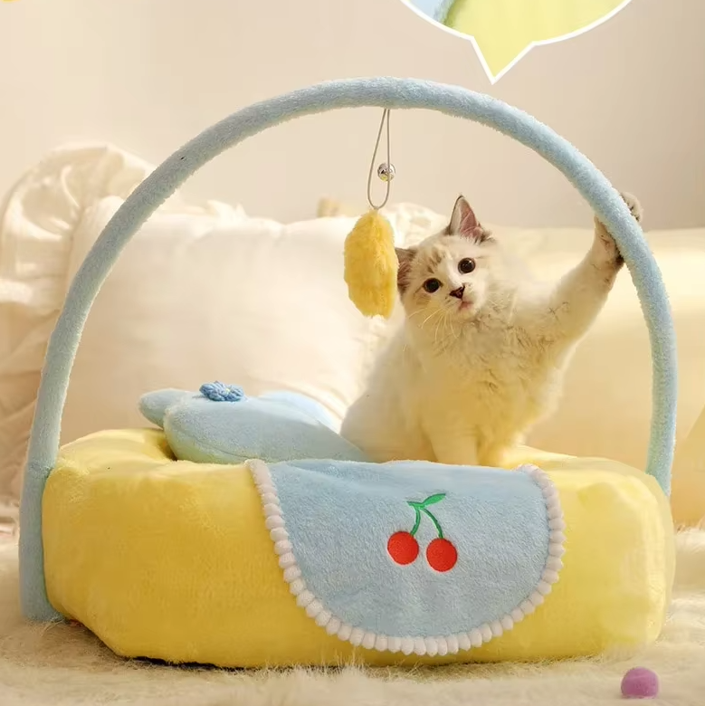 Cute duck cat bed, a soft, plush pet bed ensuring secure and cozy comfort for relaxing cats and playful kittens.