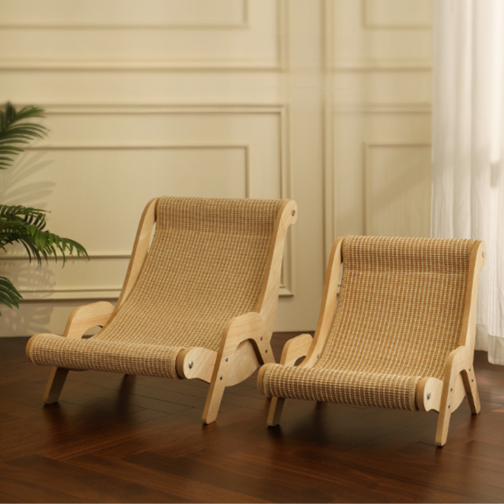 Cozy fur armchair for cats, featuring a sisal scratching post for scratching and play.