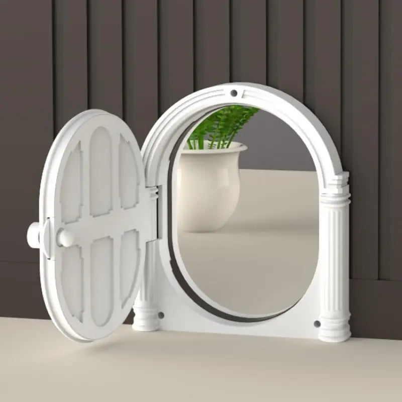 Unisex decorative front door toy. Interactive pet enrichment for cats, hamsters, gerbils. Classic design play.