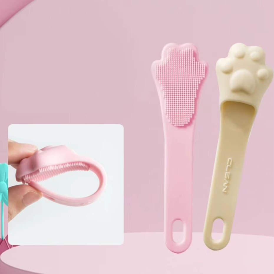 Solve bad breath with this dog tongue scraper. A key pet care accessory for plaque removal & dental hygiene.