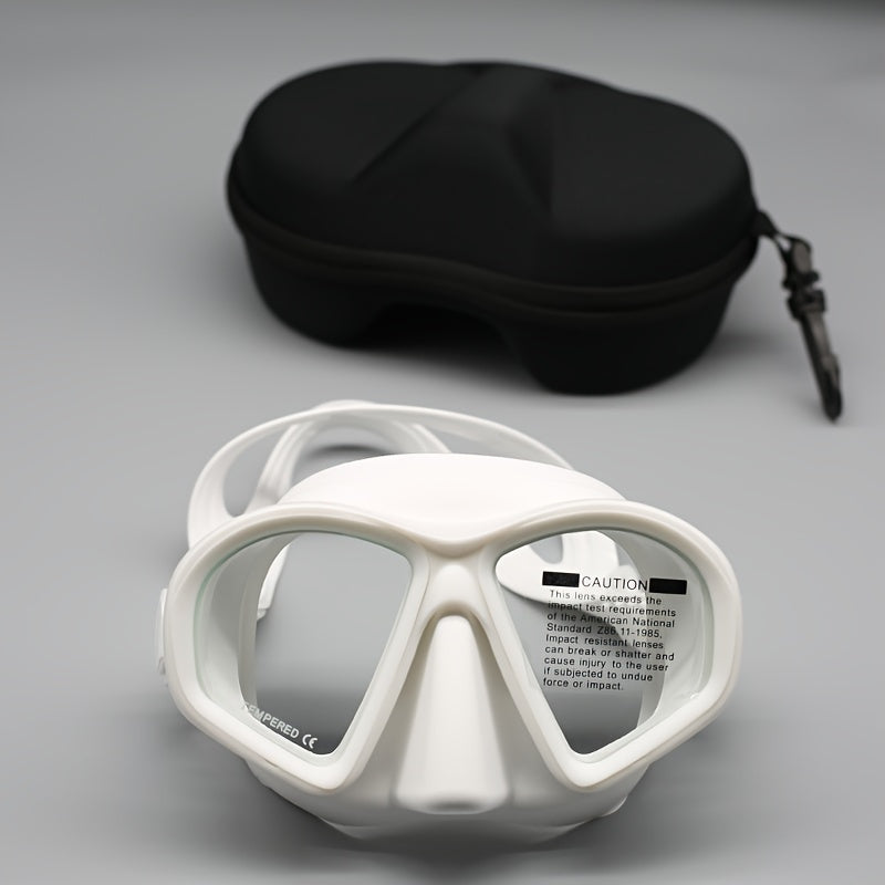 This diving mask is ideal dive equipment for both beginners and experts.