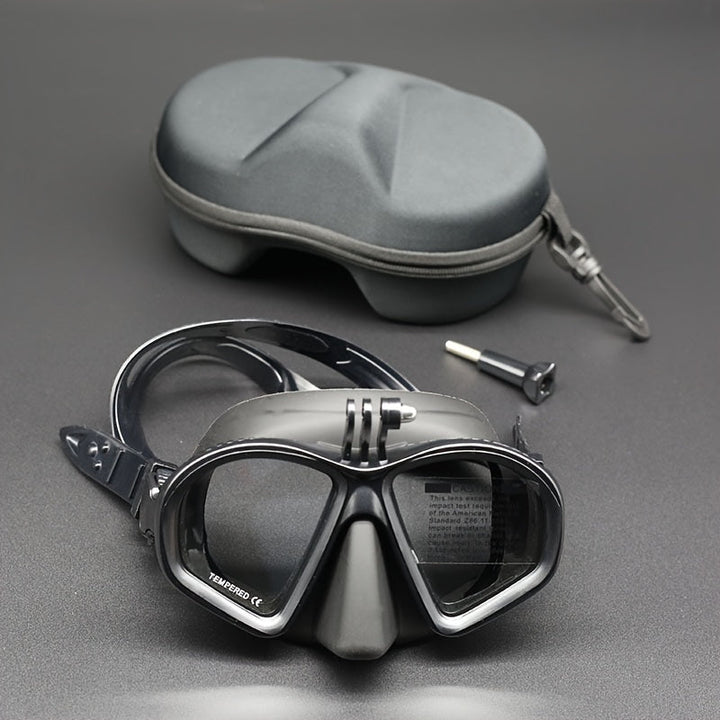 Anti-fog goggles designed for scuba diving, ensuring unobstructed views.