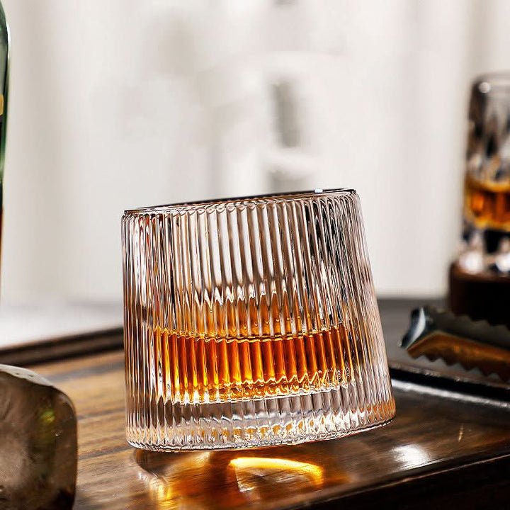 Gift for him: elegant Edo Style spinning whiskey tumblers featuring traditional Japanese artistry.