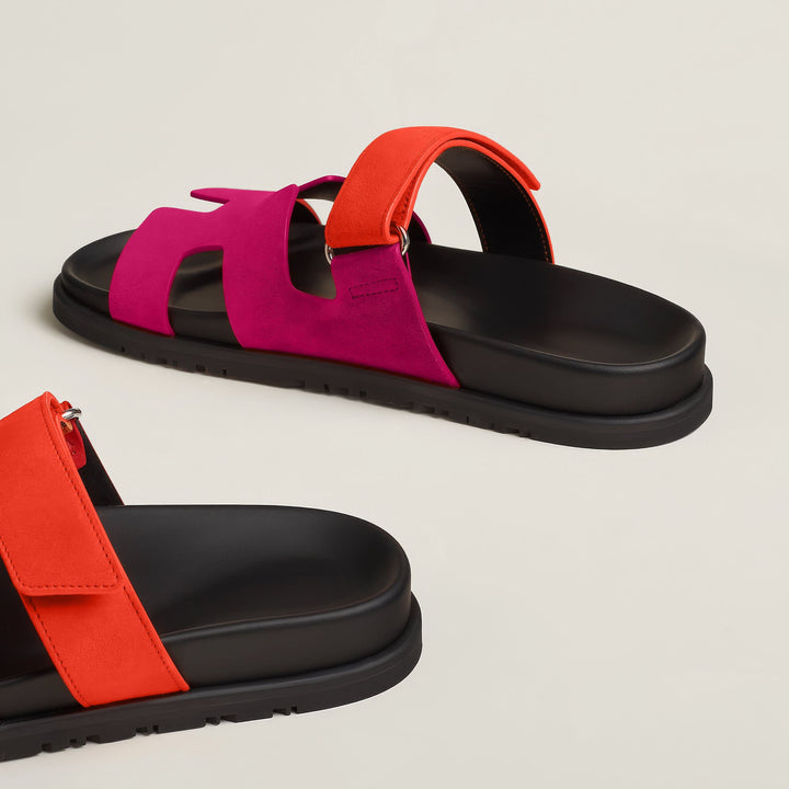 Elegant strappy sandals in genuine leather, offering both style and ultimate comfort.