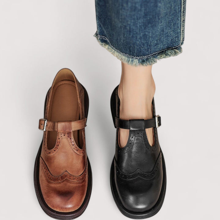 Elegant women's Mary Jane shoes with buckle fastening, offering versatile classic style for both dress and everyday wear.