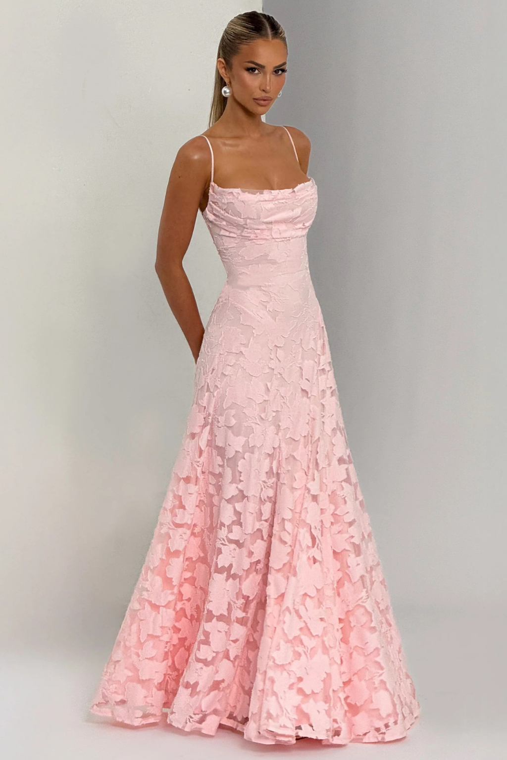 Women's elegant floral brocade maxi party dress, a sophisticated long formal outfit.