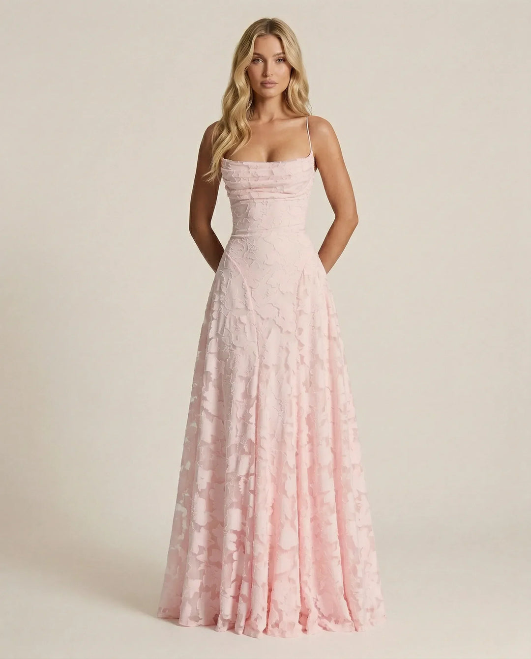Women's sophisticated floral maxi dress, perfect for elegant spring/summer events.