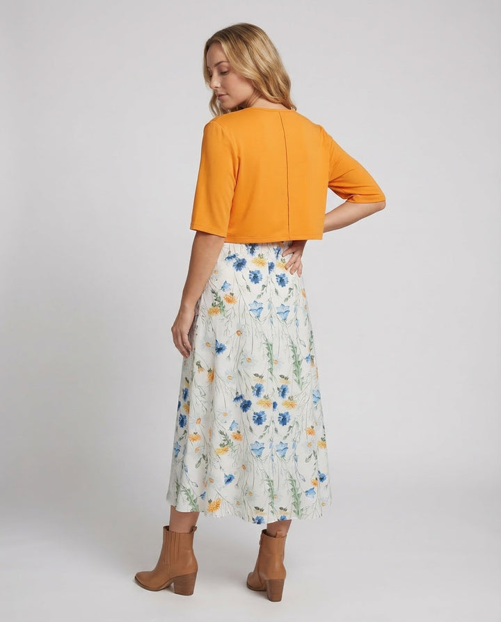 Chic floral two-piece outfit for women, perfect for parties and casual wear.