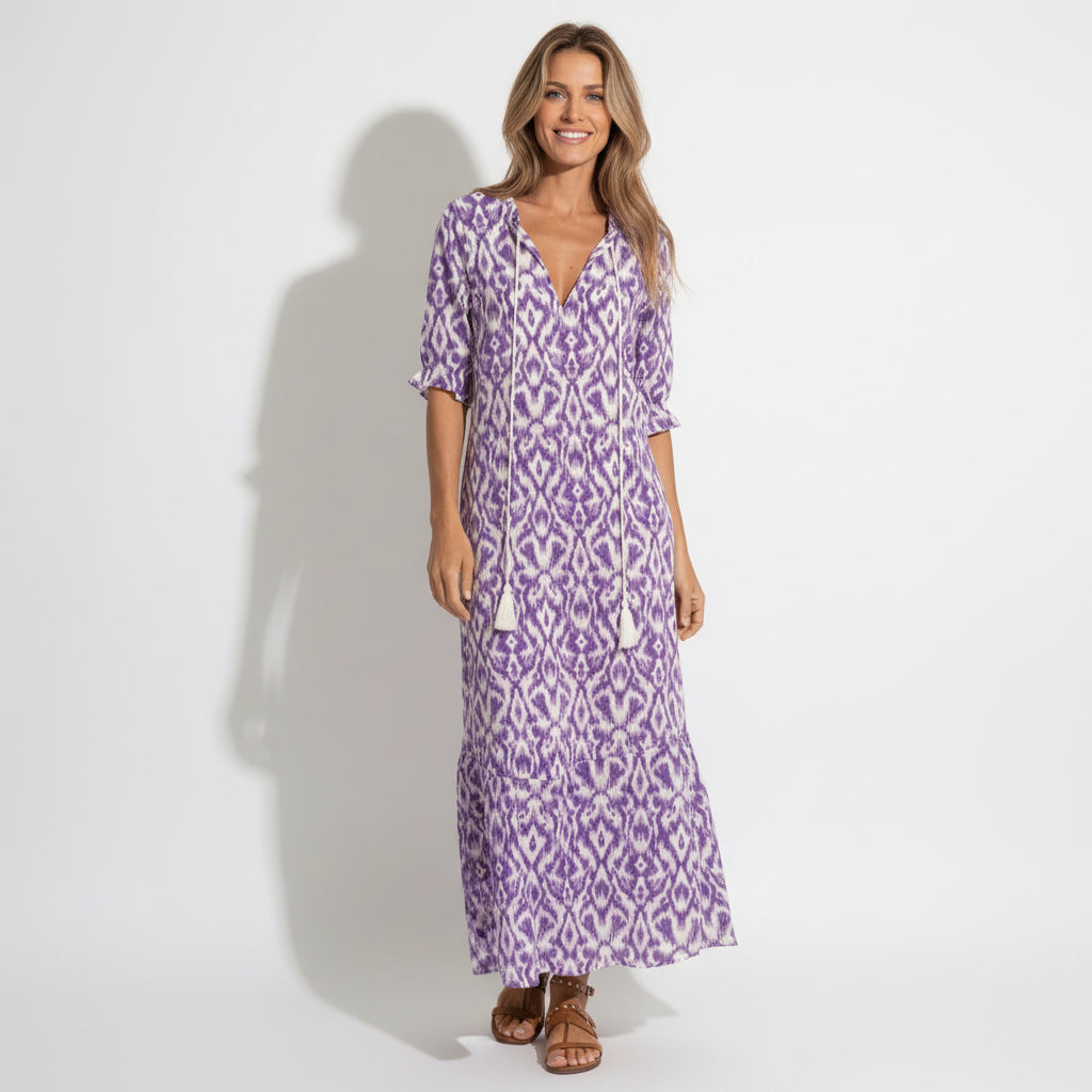 Stylish floral V-neck maxi dress for women, ideal for elegant summer parties and holidays.