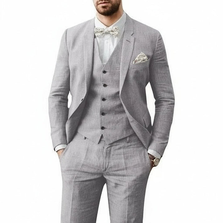 Men's elegant 3-piece wedding suit. Stylish formal wear, perfect for grooms, business, and party events.